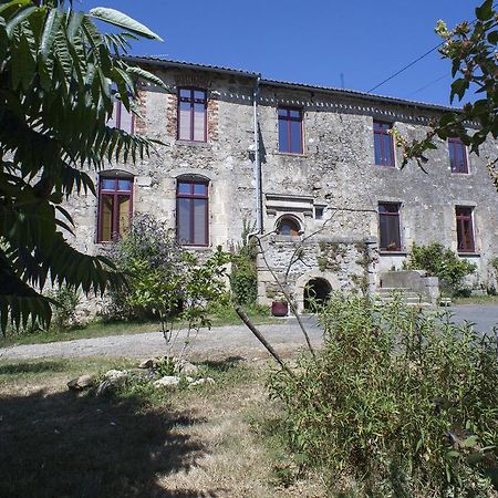 Logis De Riparfonds Bed and Breakfast Bressuire Εξωτερικό φωτογραφία