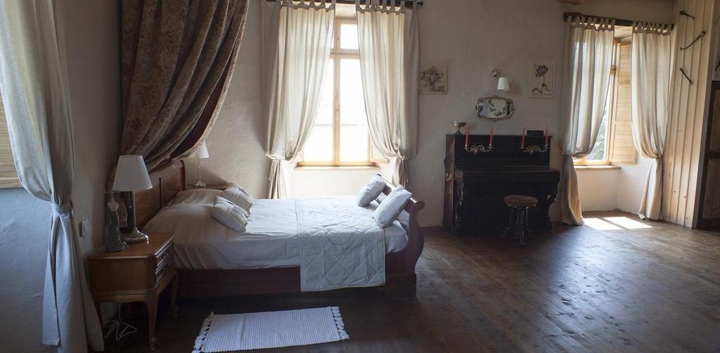 Logis De Riparfonds Bed and Breakfast Bressuire Εξωτερικό φωτογραφία